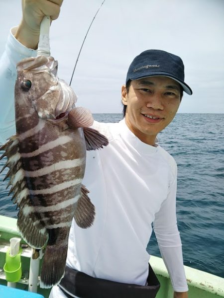 康仁丸・ジギング釣り果
